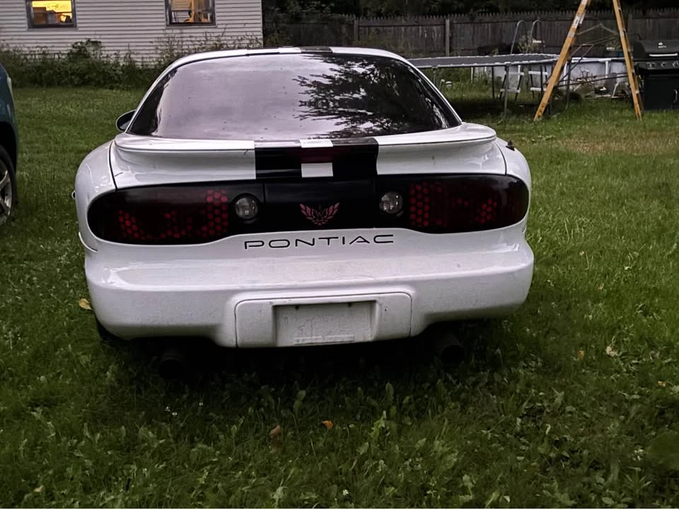 1999 Pontiac Firebird 4th Gen - Image 4 of 6
