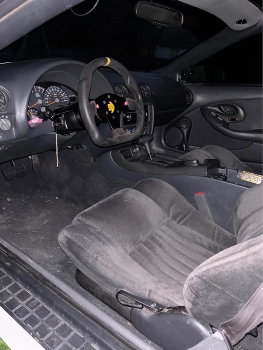 1999 Pontiac Firebird 4th Gen - Image 6 of 6