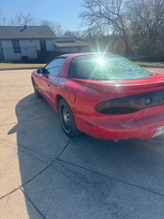 1999 Pontiac Firebird 4th Gen - Image 4 of 8