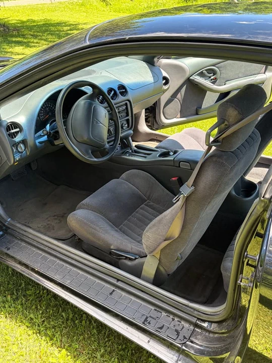 1999 Pontiac Firebird 4th Gen - Image 9 of 15