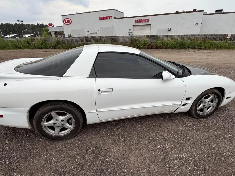 1999 Pontiac Firebird 4th Gen - Image 2 of 5