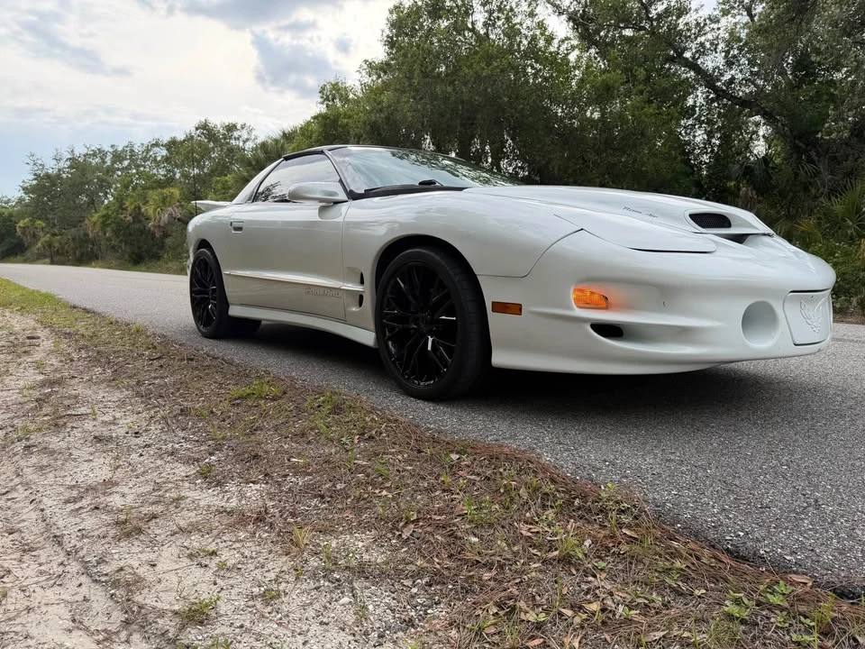 1999 Pontiac Firebird 4th Gen - Image 4 of 10