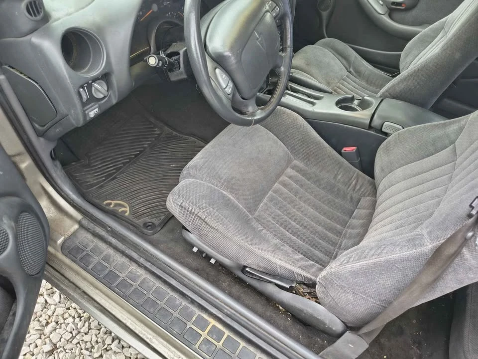1999 Pontiac Firebird 4th Gen - Image 7 of 11