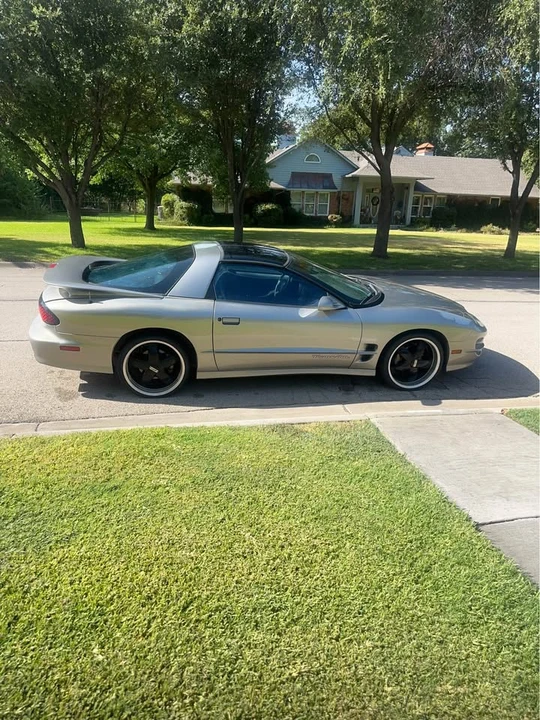 1999 Pontiac Firebird 4th Gen - Image 11 of 15
