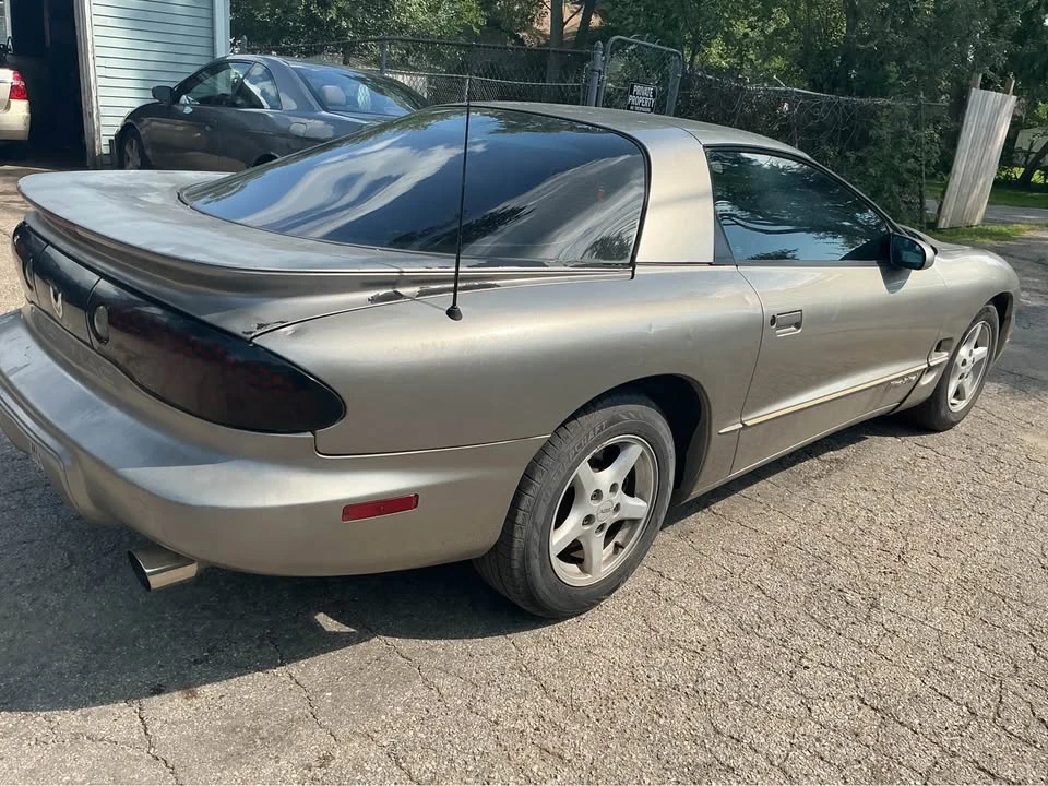 1999 Pontiac Firebird 4th Gen - Image 5 of 8