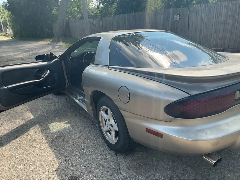 1999 Pontiac Firebird 4th Gen - Image 6 of 8