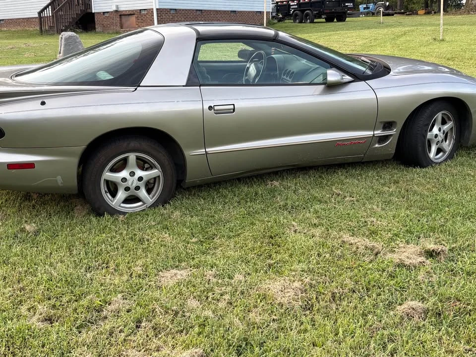 1999 Pontiac Firebird 4th Gen - Image 3 of 7