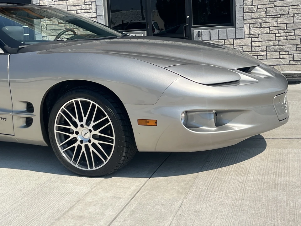 1999 Pontiac Firebird Formula 4th Gen - Image 20 of 31