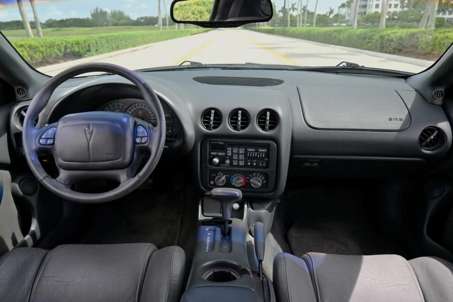 1999 Pontiac Firebird 4th Gen - Image 10 of 25