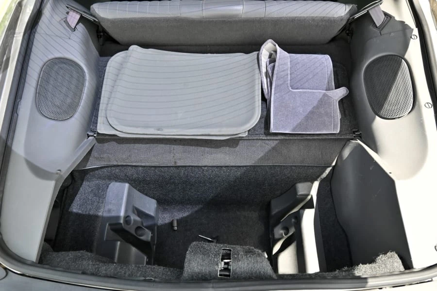 1999 Pontiac Firebird 4th Gen - Image 12 of 25