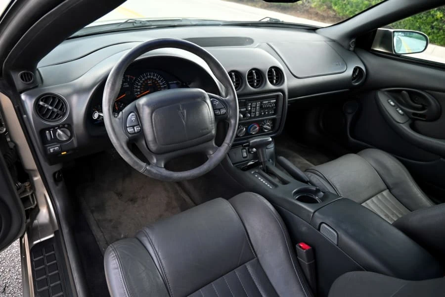 1999 Pontiac Firebird 4th Gen - Image 15 of 25