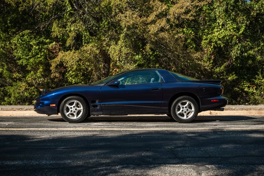 1999 Pontiac Firebird 4th Gen - Image 17 of 31
