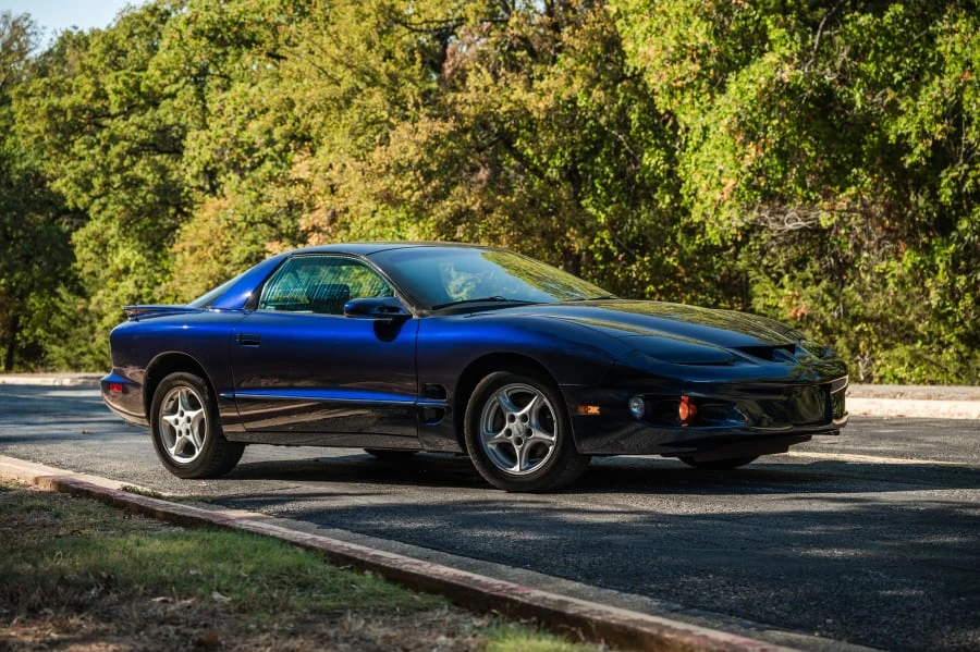 1999 Pontiac Firebird 4th Gen - Image 11 of 31