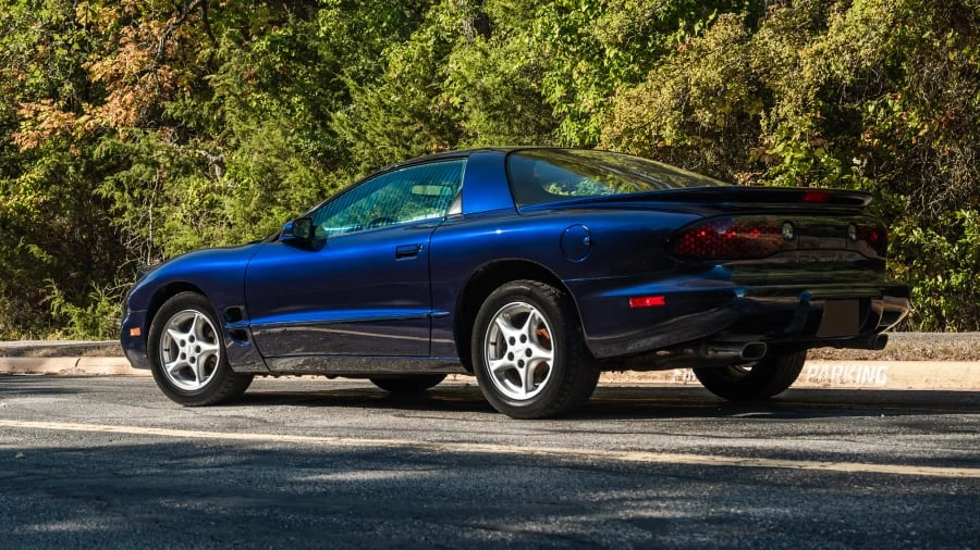 1999 Pontiac Firebird 4th Gen - Image 15 of 31