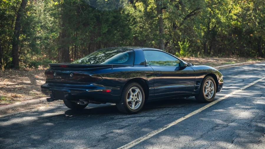 1999 Pontiac Firebird 4th Gen - Image 26 of 31