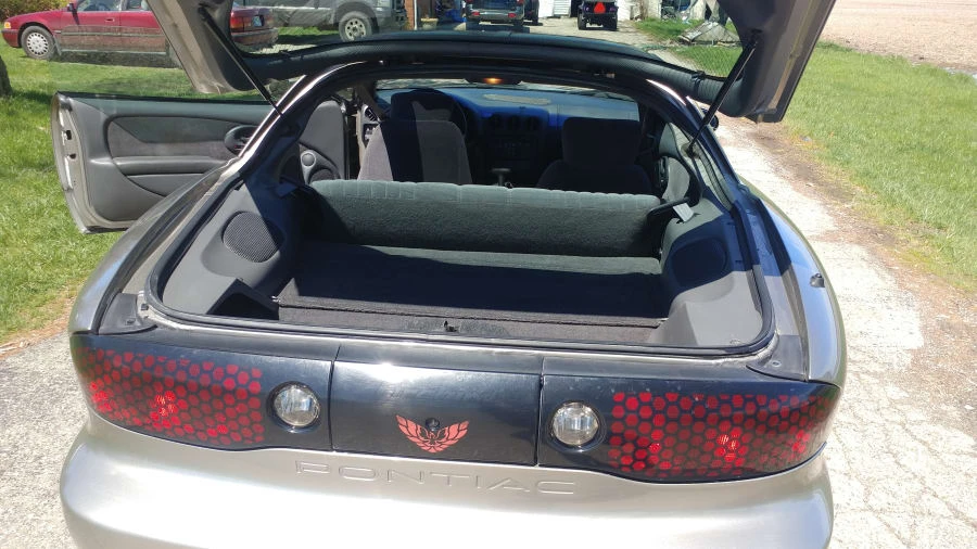 1999 Pontiac Firebird 4th Gen - Image 10 of 12