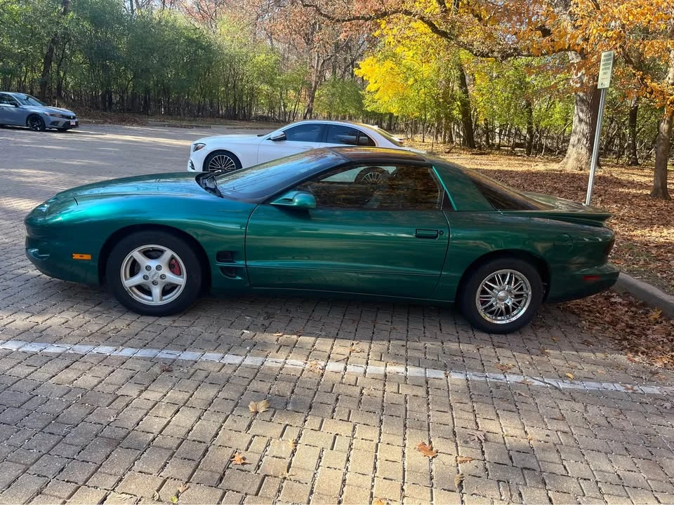 1999 Pontiac Firebird Formula 4th Gen - Image 2 of 7
