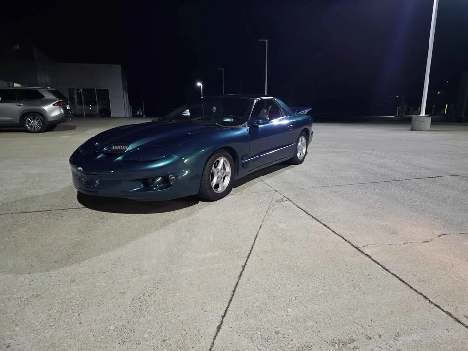 1999 Pontiac Firebird Formula 4th Gen - Image 3 of 4