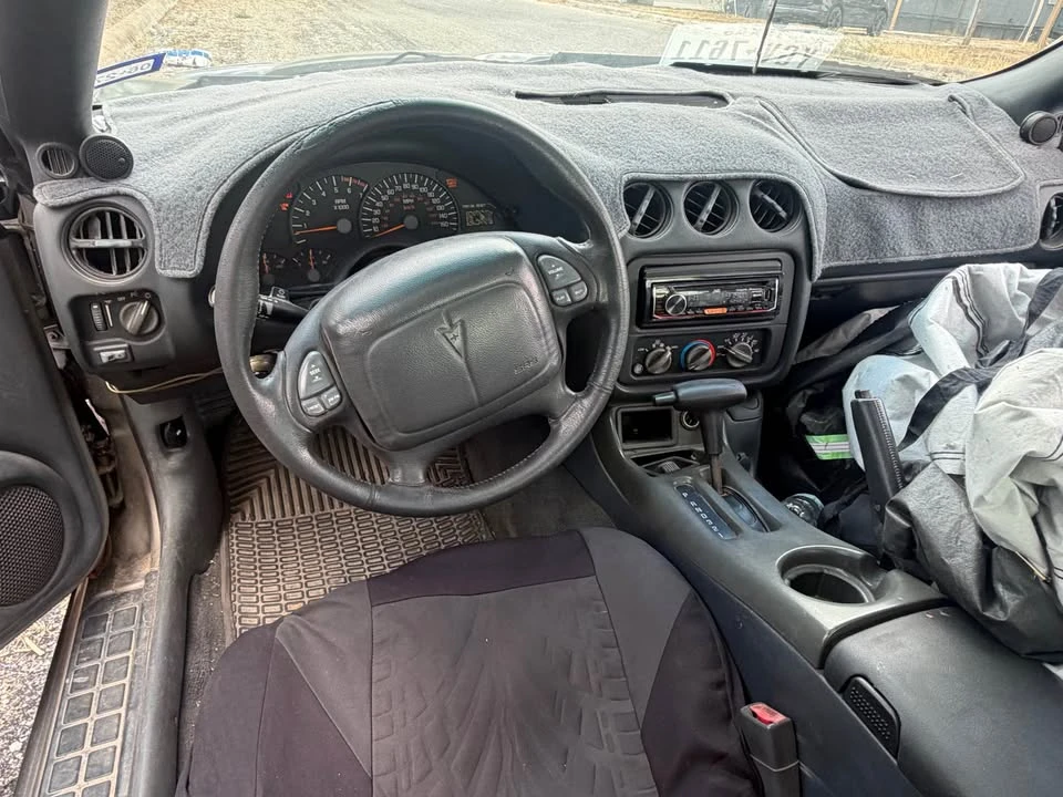 1999 Pontiac Firebird Formula 4th Gen - Image 5 of 6