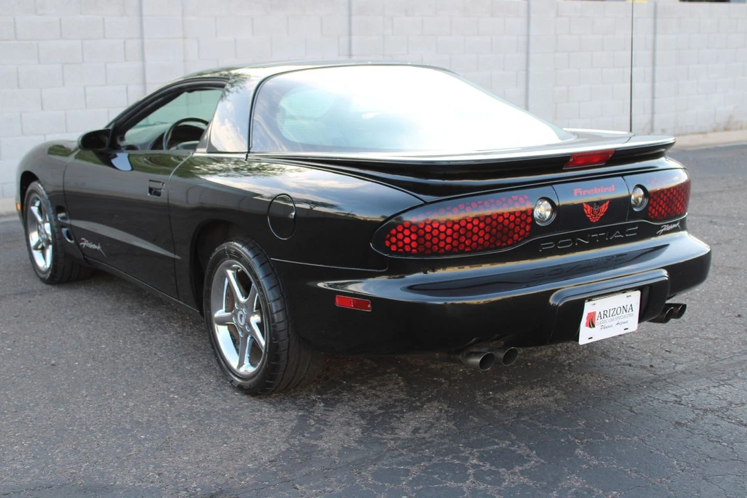 1999 Pontiac Firebird Formula 4th Gen - Image 16 of 31