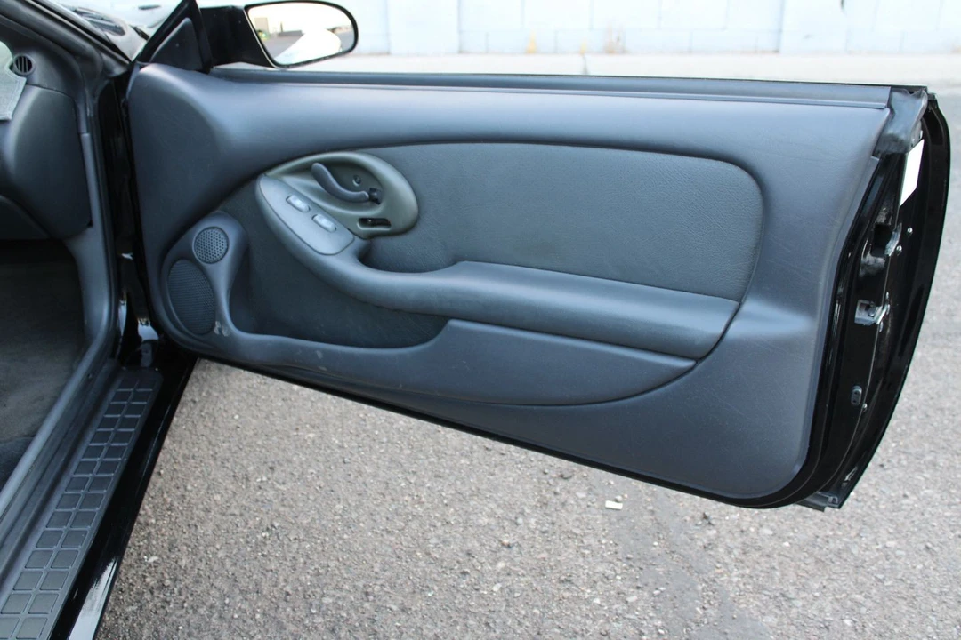 1999 Pontiac Firebird Formula 4th Gen - Image 28 of 31