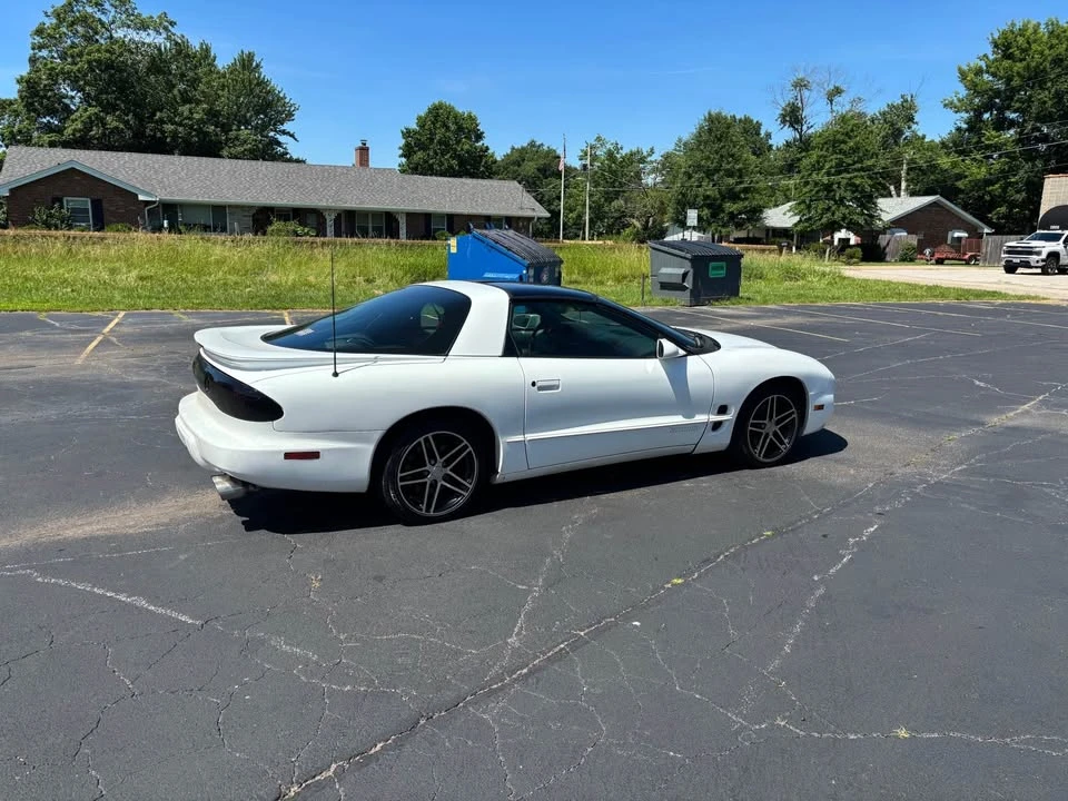 1999 Pontiac Firebird Formula 4th Gen - Image 4 of 8