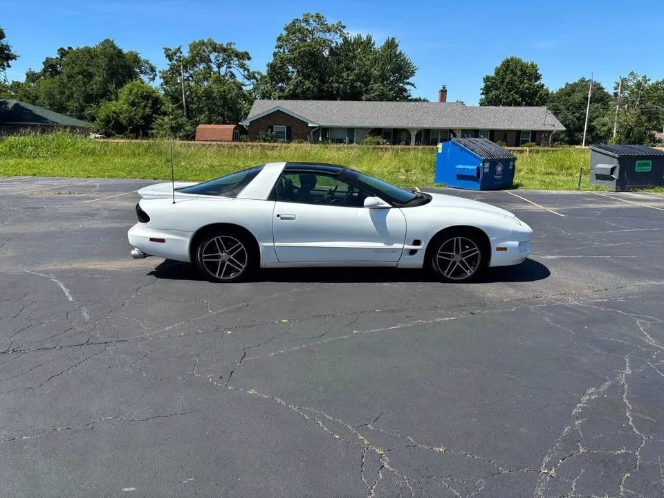 1999 Pontiac Firebird Formula 4th Gen - Image 2 of 8