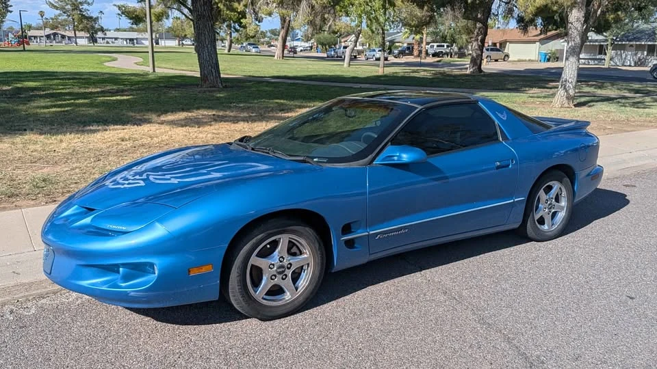 1999 Pontiac Firebird Formula 4th Gen - Image 2 of 17
