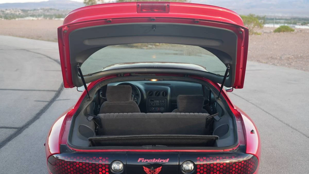 1999 Pontiac Firebird Formula 4th Gen - Image 11 of 23