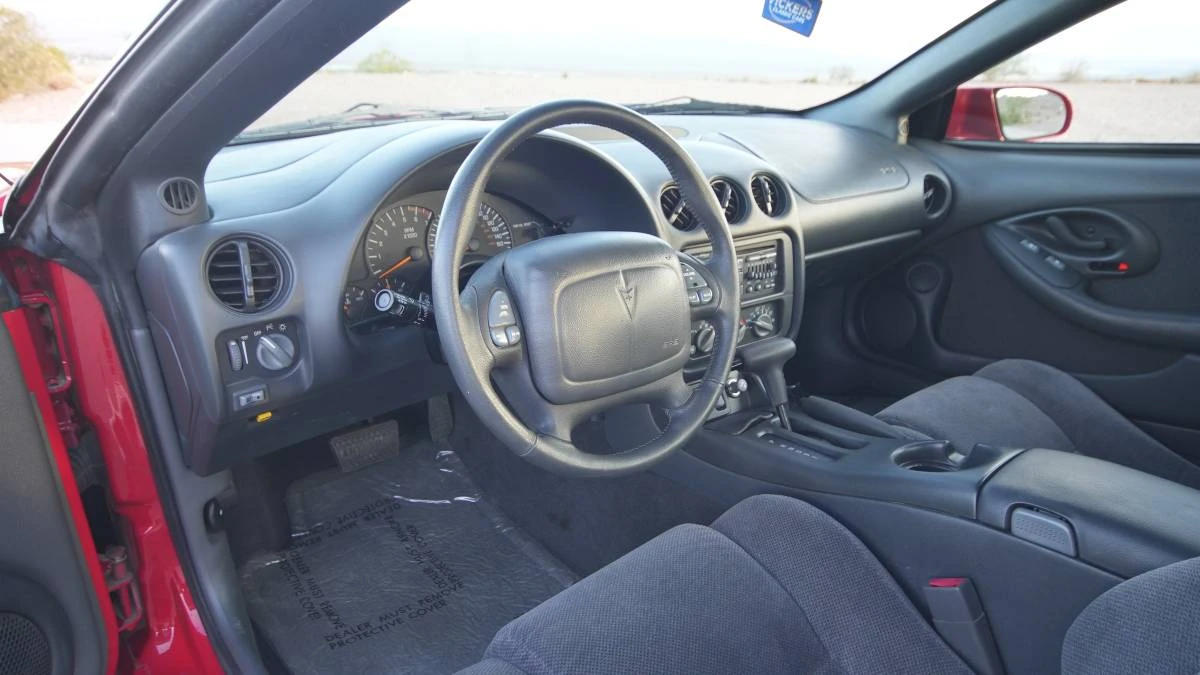1999 Pontiac Firebird Formula 4th Gen - Image 13 of 23