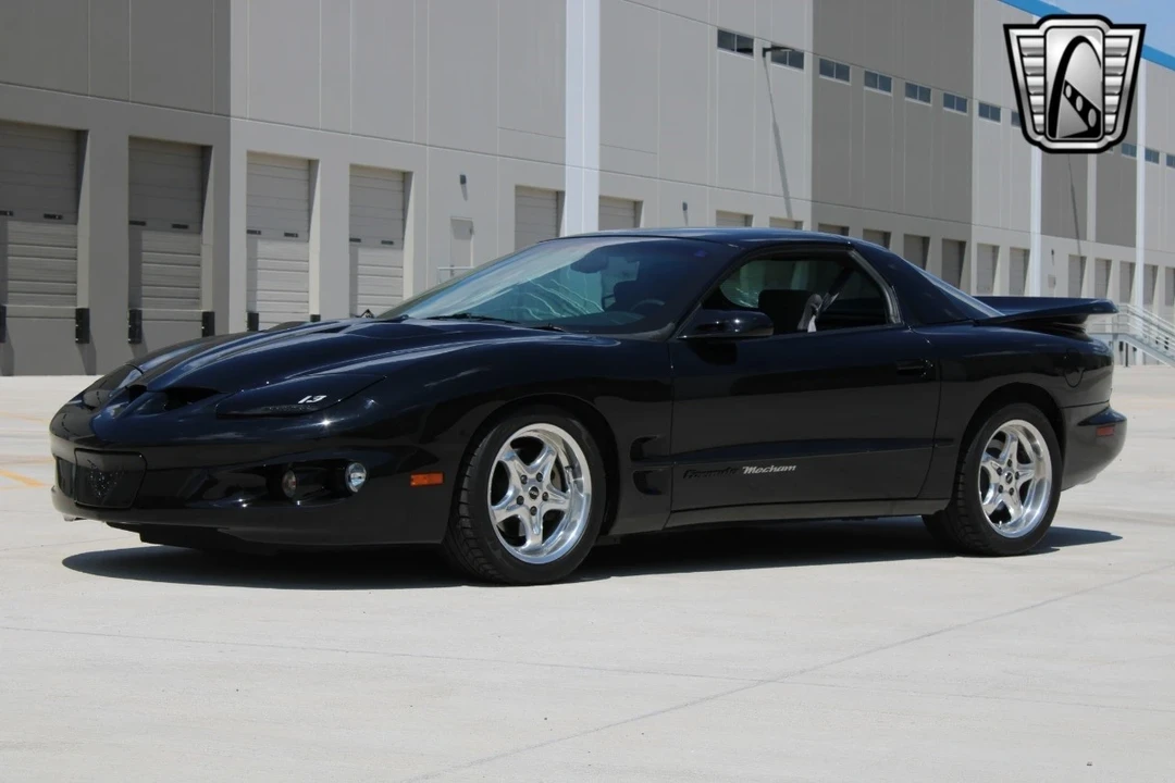 1999 Pontiac Firebird 4th Gen - Image 5 of 12
