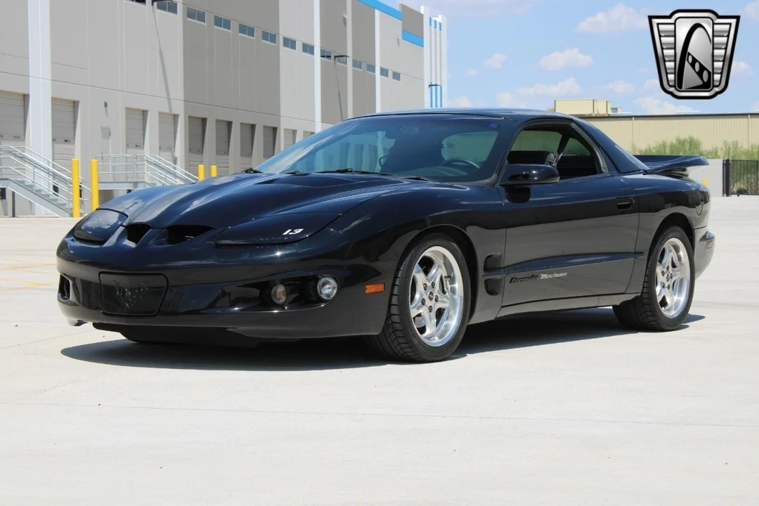 1999 Pontiac Firebird 4th Gen - Image 4 of 12