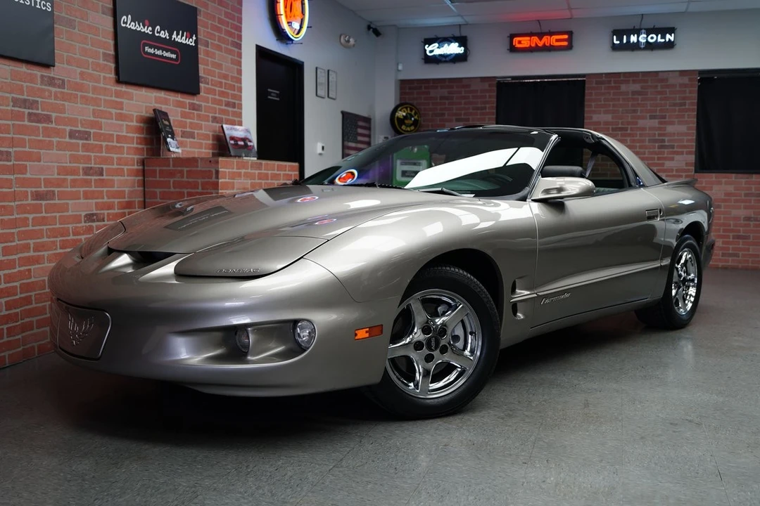 1999 Pontiac Firebird 4th Gen - Image 4 of 21