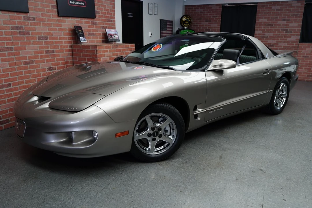 1999 Pontiac Firebird 4th Gen - Image 7 of 21
