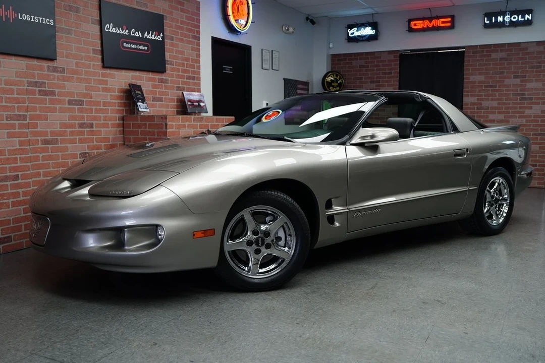 1999 Pontiac Firebird 4th Gen - Image 3 of 21