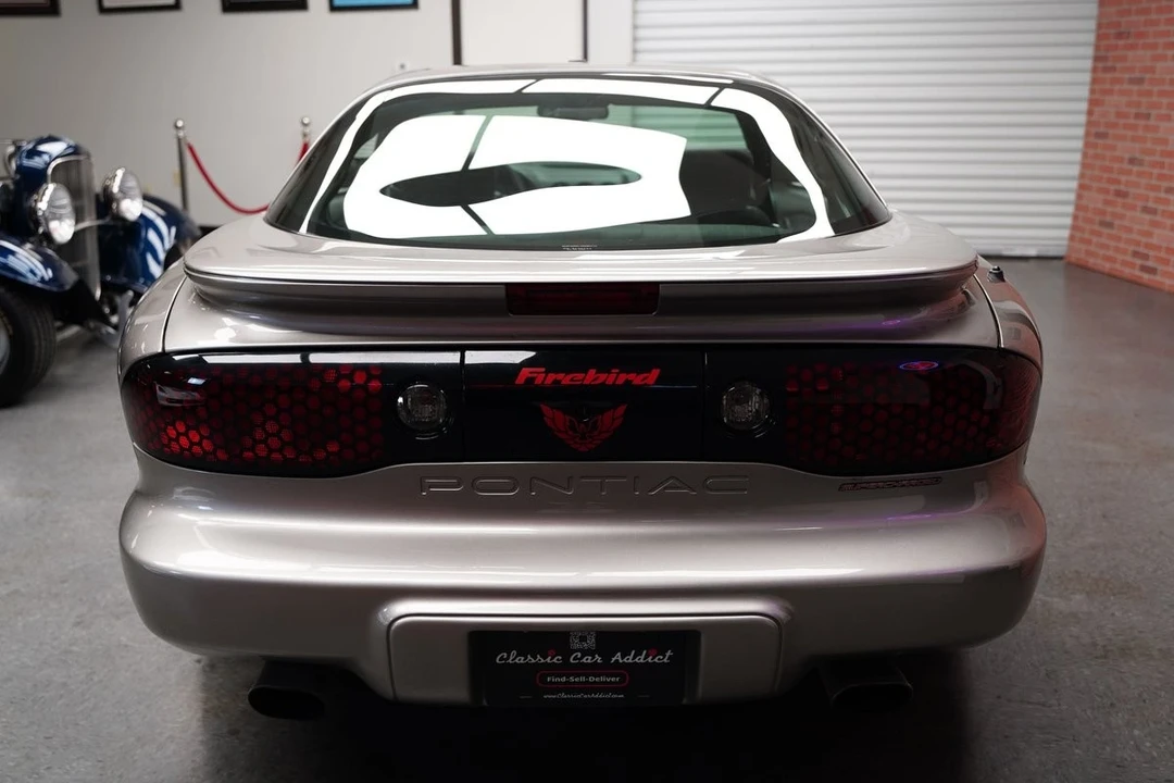 1999 Pontiac Firebird 4th Gen - Image 11 of 12
