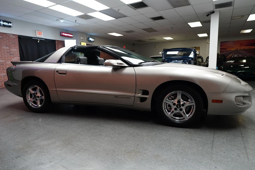 1999 Pontiac Firebird 4th Gen - Image 12 of 21