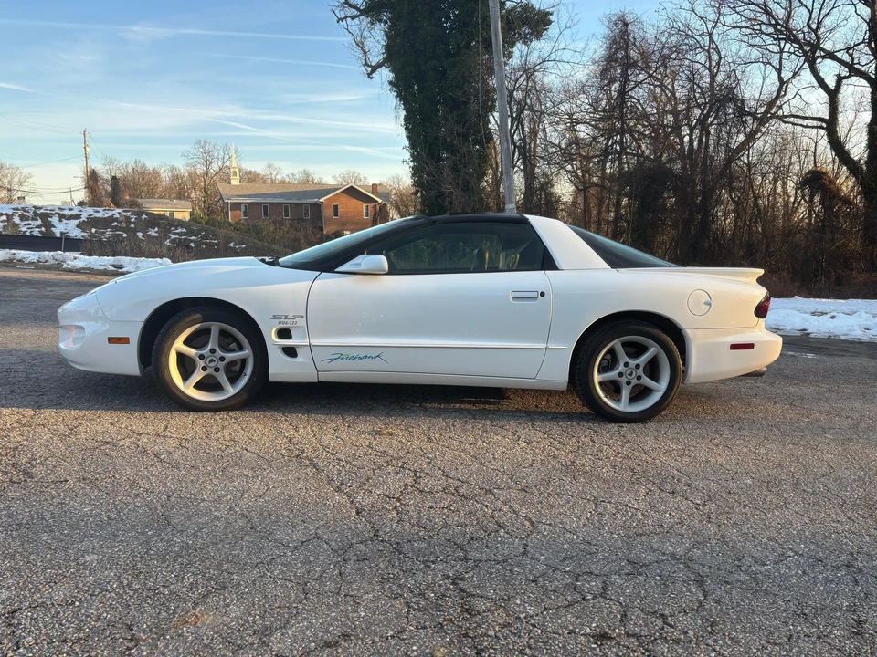 1999 Pontiac Firebird 4th Gen - Image 8 of 31