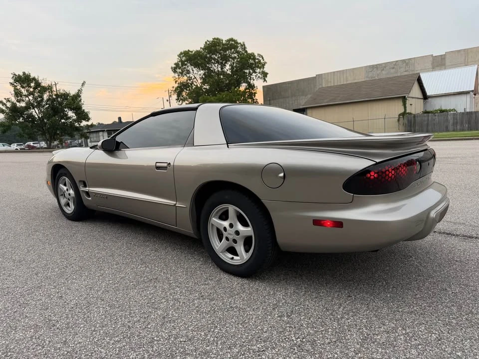 1999 Pontiac Firebird 4th Gen - Image 2 of 10