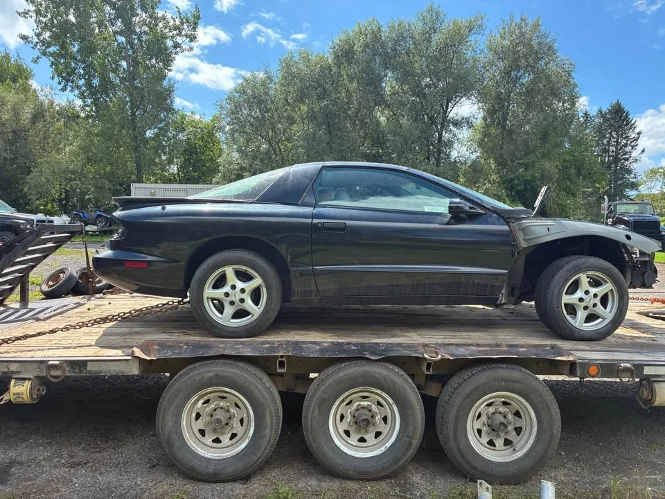 1999 Pontiac Firebird 4th Gen - Image 4 of 5