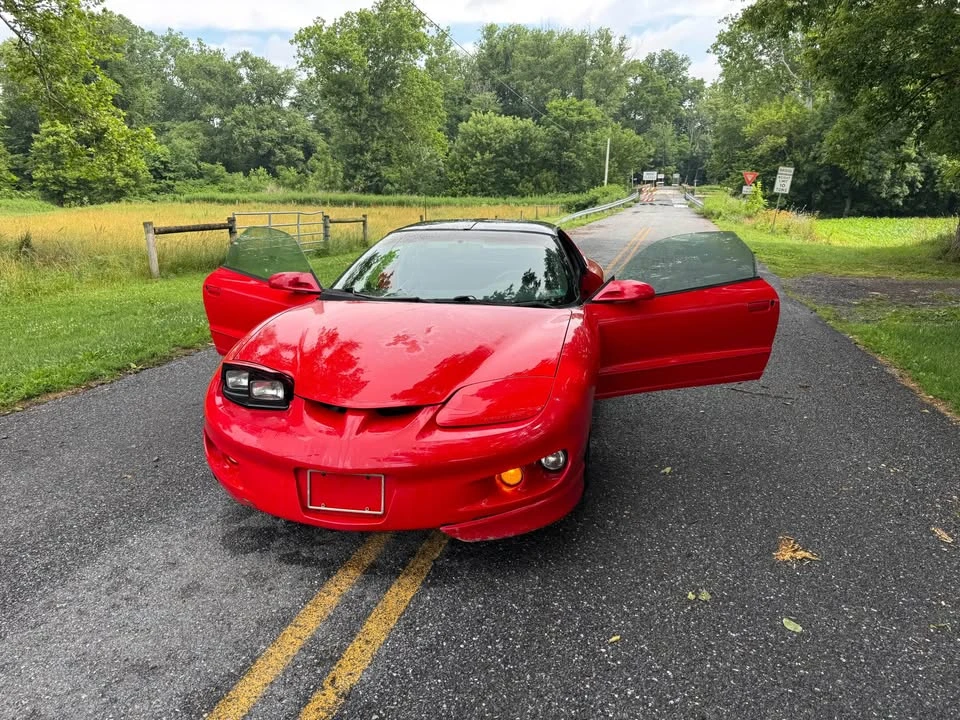 1999 Pontiac Firebird 4th Gen - Image 9 of 10