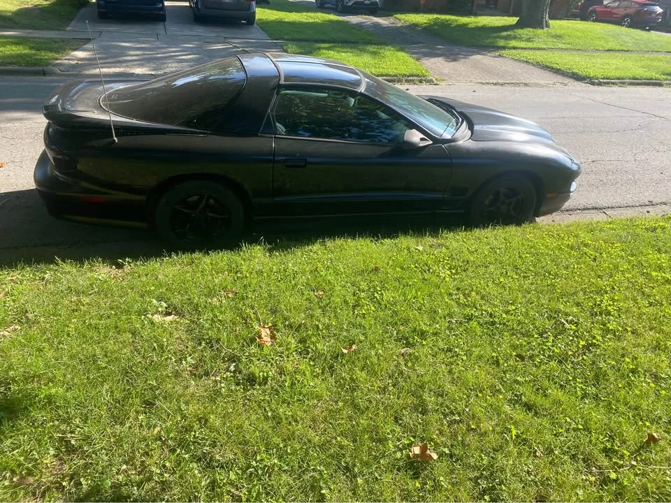 1999 Pontiac Firebird 4th Gen - Image 2 of 10