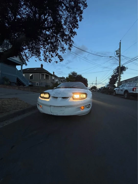 1999 Pontiac Firebird 4th Gen - Image 3 of 10