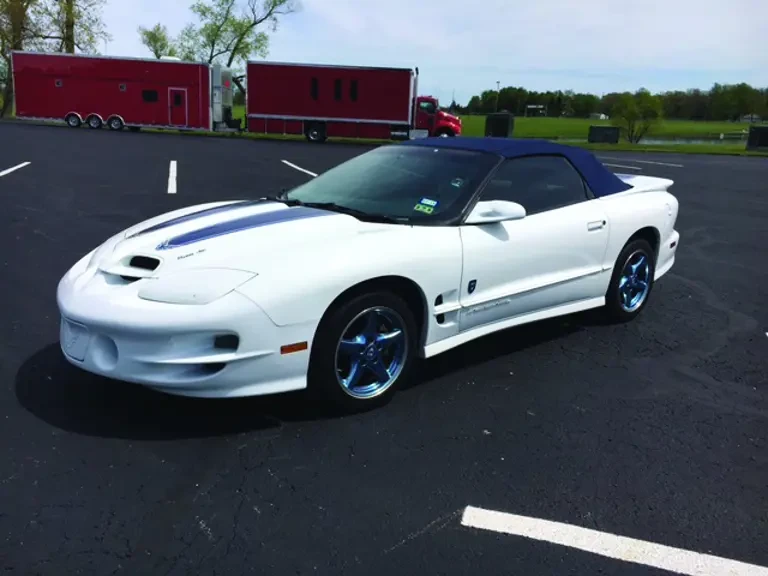 1999 Pontiac Firebird 4th Gen - Image 2 of 2