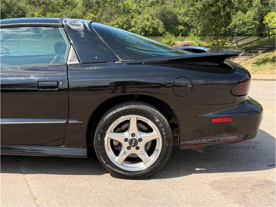 1999 Pontiac Firebird Trans Am 4th Gen - Image 11 of 31