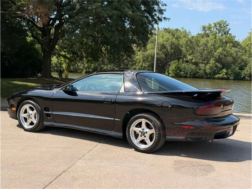 1999 Pontiac Firebird Trans Am 4th Gen - Image 12 of 31
