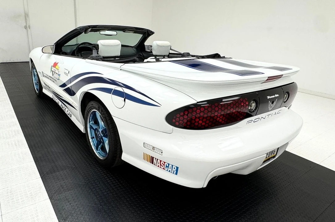1999 Pontiac Firebird Trans Am 4th Gen - Image 6 of 31