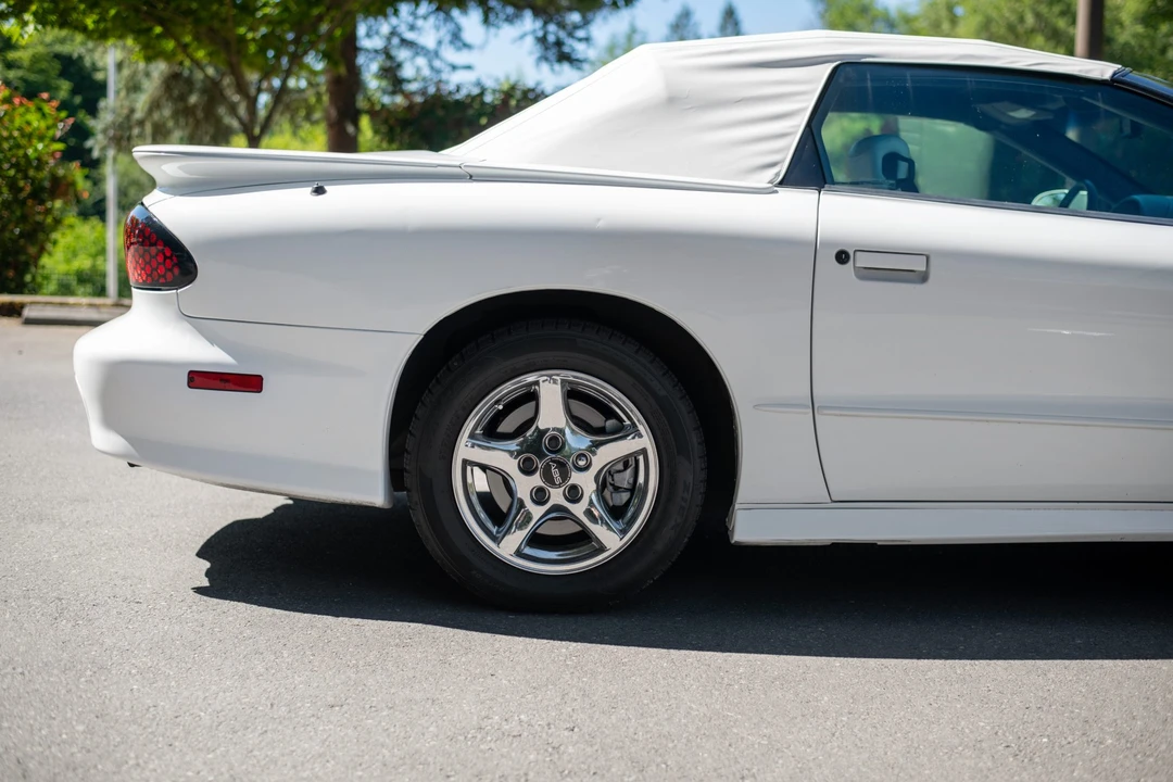 1999 Pontiac Firebird Trans Am 4th Gen - Image 14 of 31