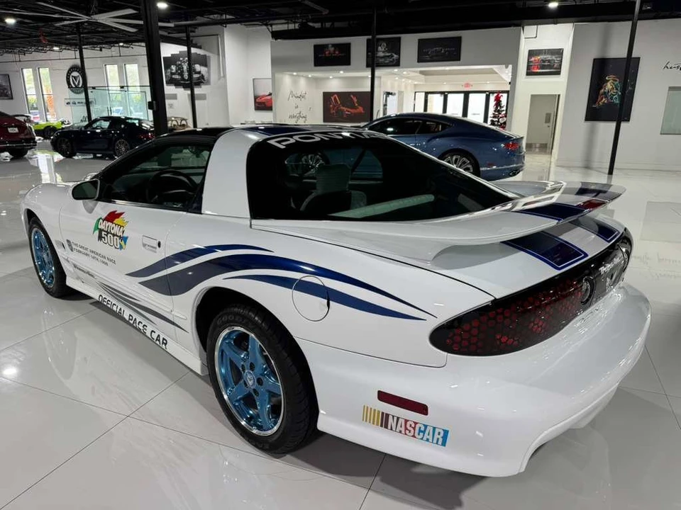 1999 Pontiac Firebird Trans Am 4th Gen - Image 13 of 21