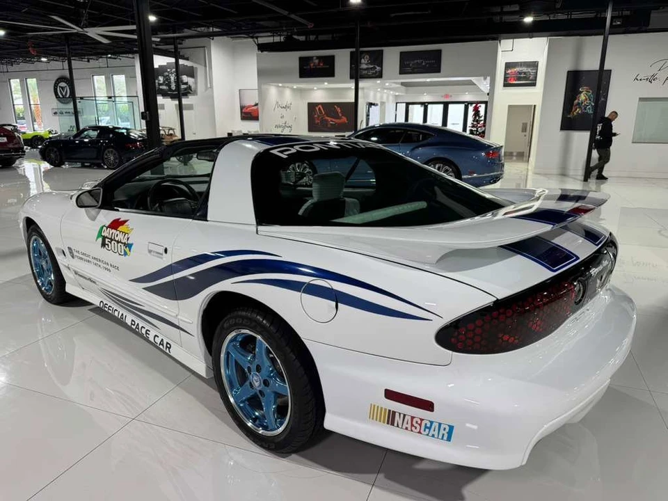 1999 Pontiac Firebird Trans Am 4th Gen - Image 5 of 21